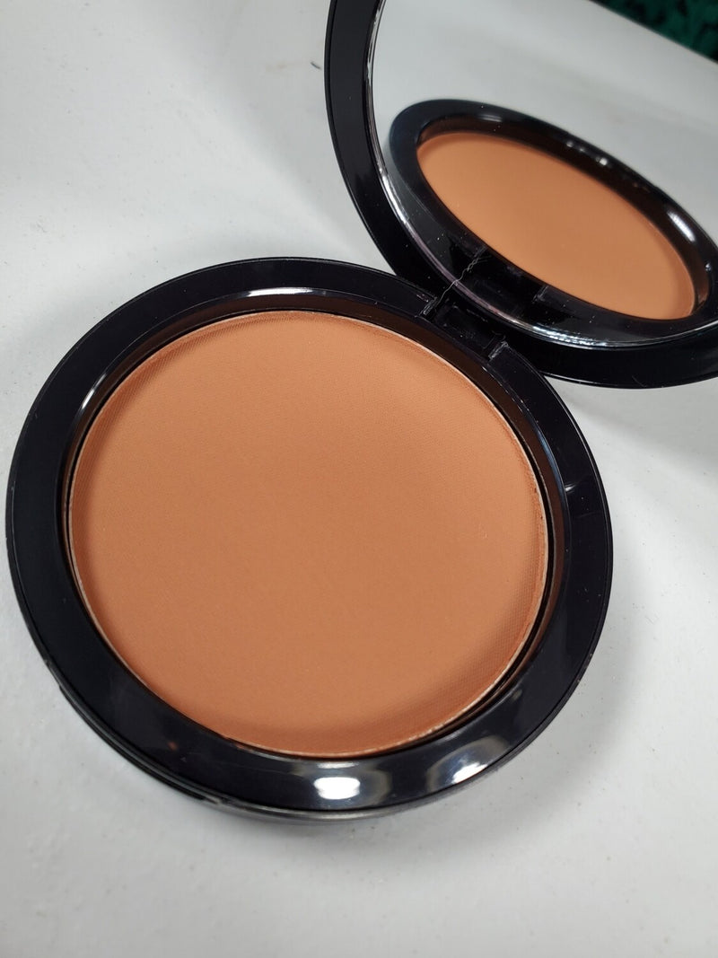 City - Dual Blend Multi Use (Foundation/Contouring/Bronzing) Powder